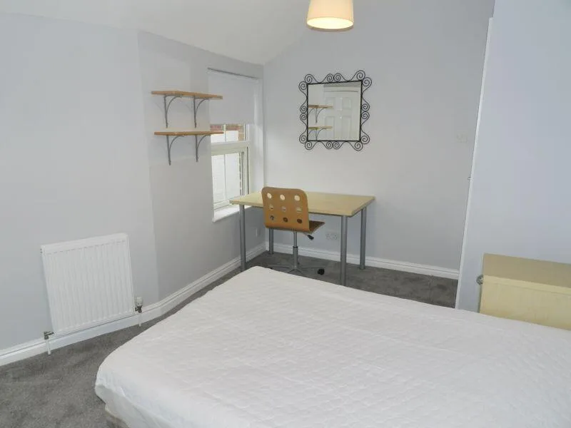 4 bedroom terraced house for rent