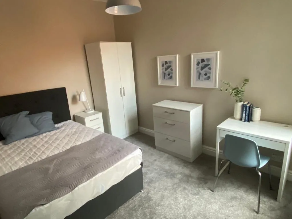 4 bedroom terraced house for rent