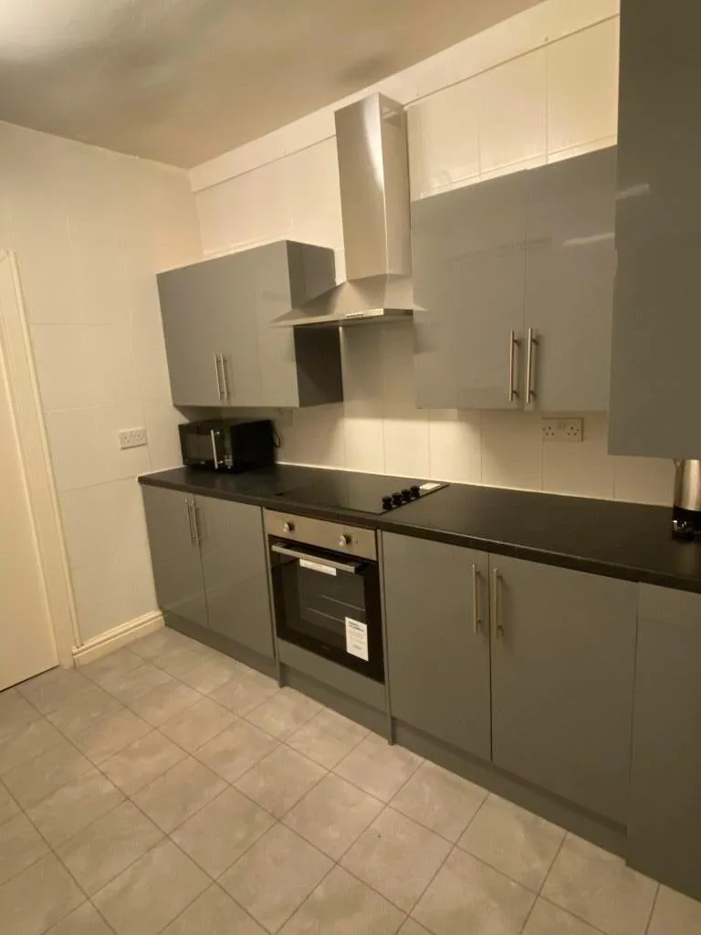 4 bedroom terraced house for rent