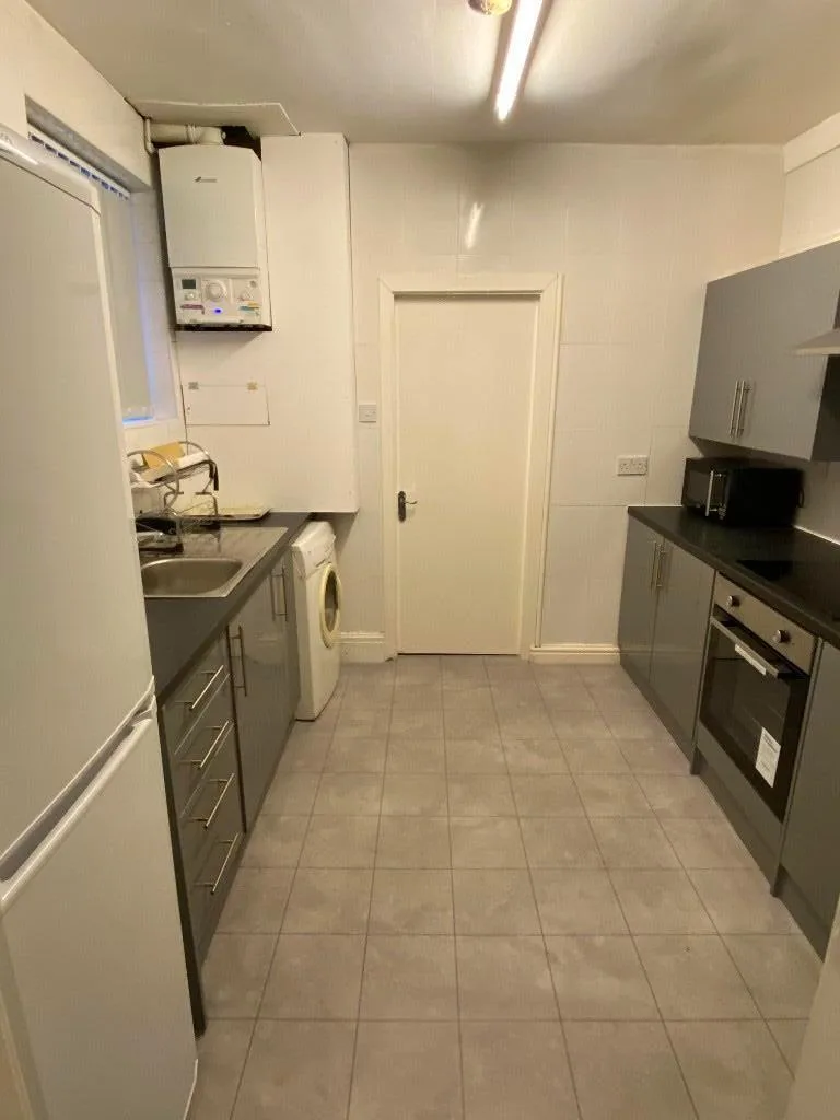 4 bedroom terraced house for rent