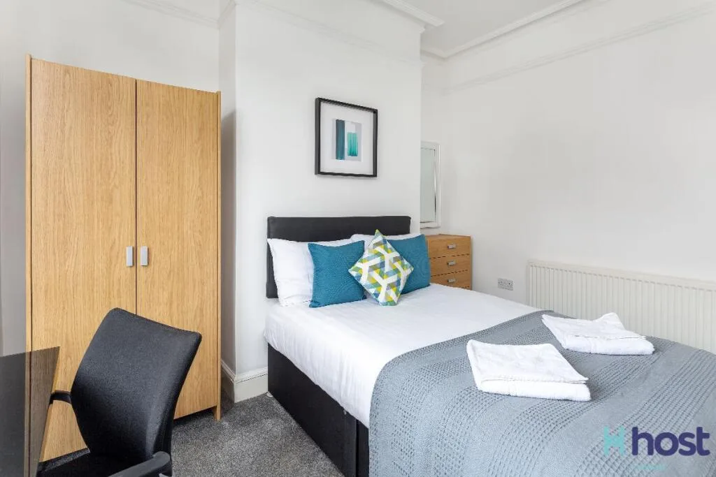 4 bedroom terraced house for rent