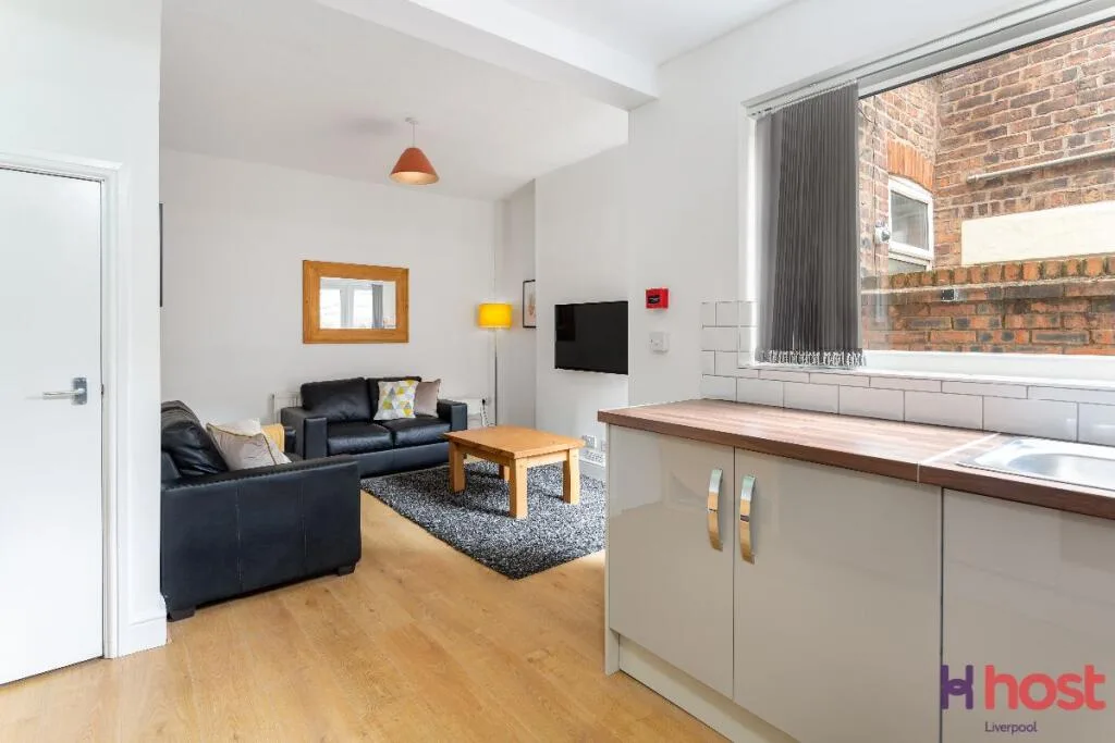 4 bedroom terraced house for rent