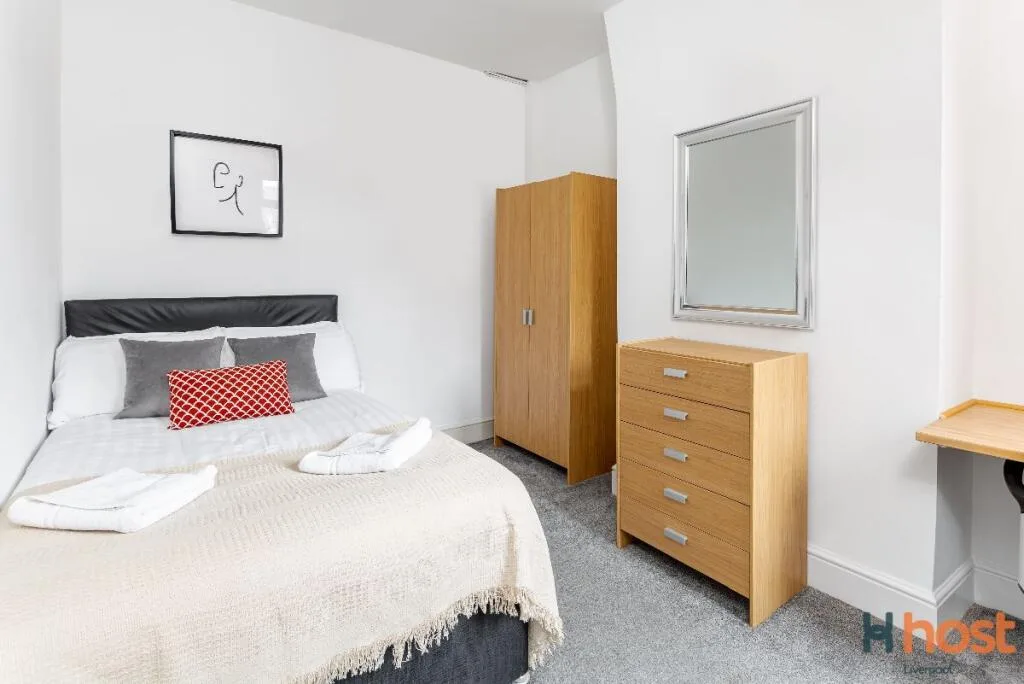4 bedroom terraced house for rent