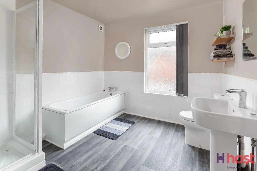 4 bedroom terraced house for rent
