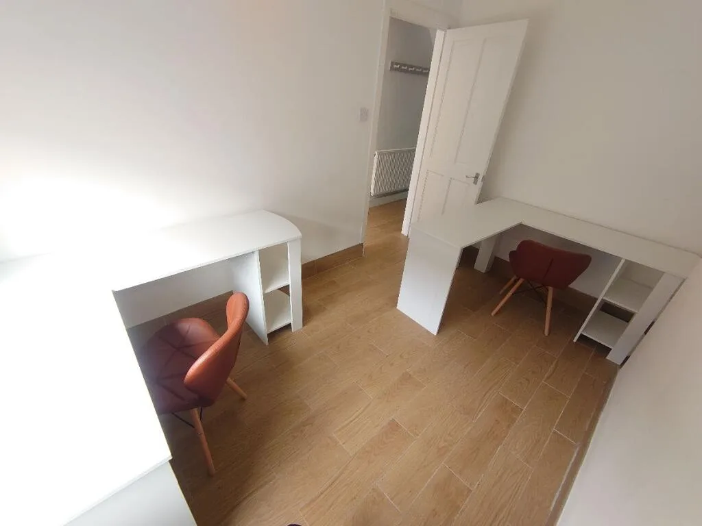 2 bedroom terraced house for rent