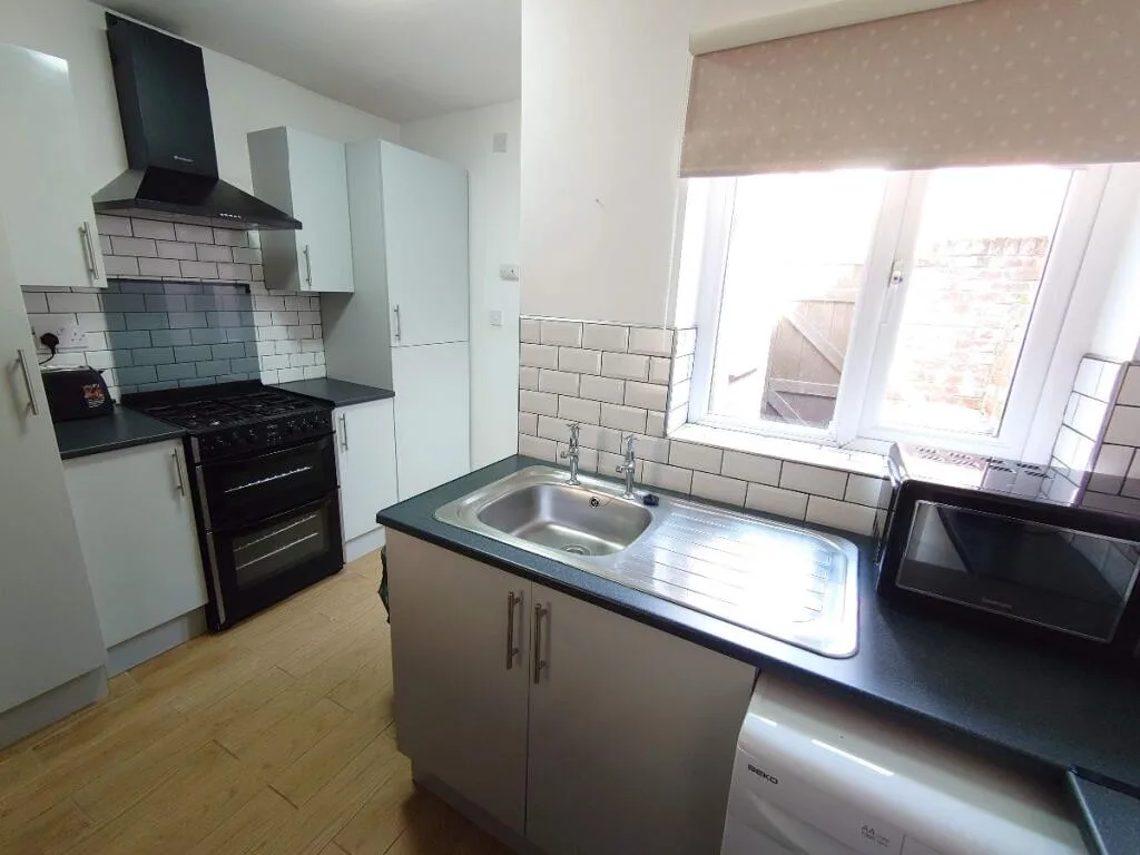 2 bedroom terraced house for rent