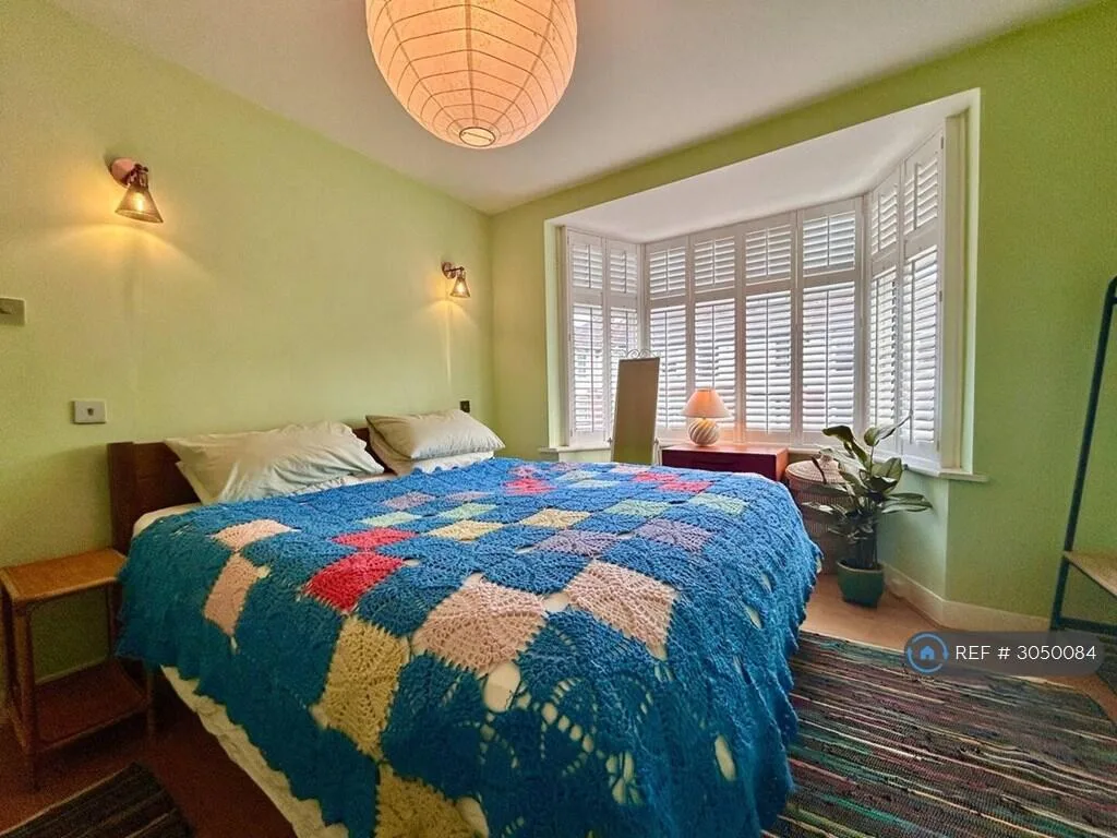 3 bedroom end of terrace house for rent