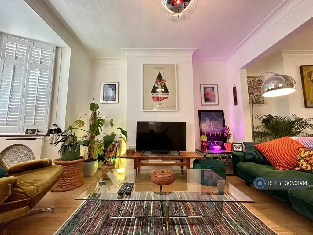 3 bedroom end of terrace house for rent