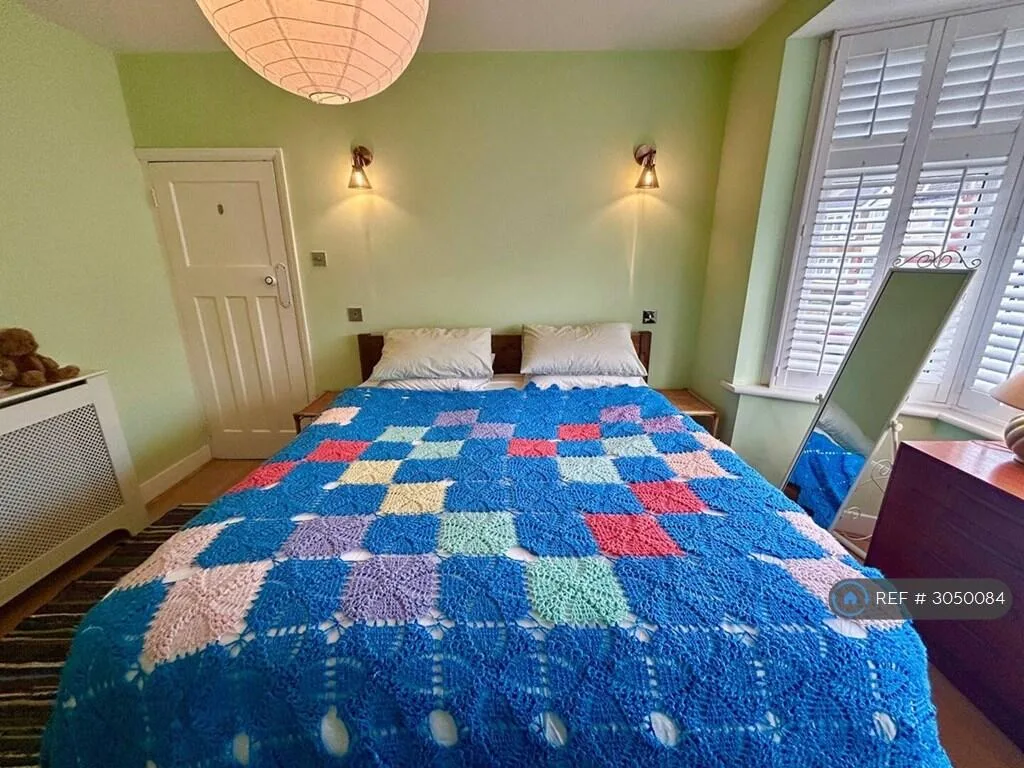3 bedroom end of terrace house for rent