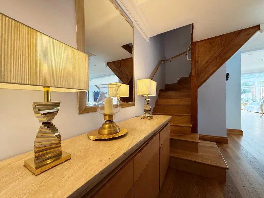 4 bedroom semi-detached house for rent