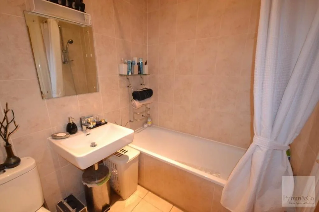 1 bedroom house for rent