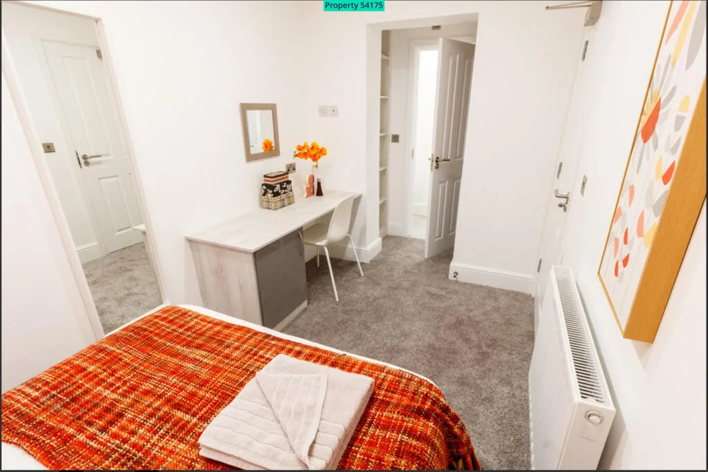 6 bedroom terraced house for rent
