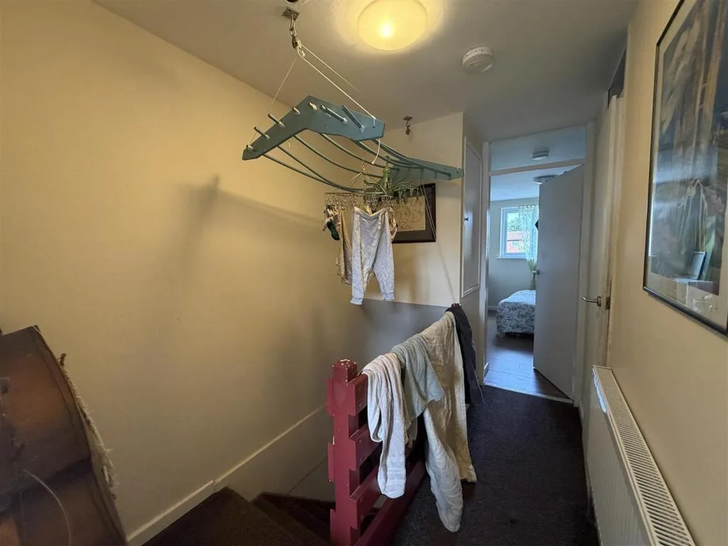 2 bedroom house for rent