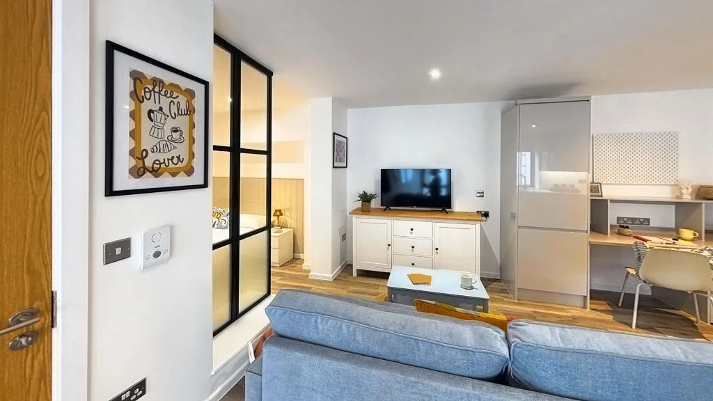 Studio flat for rent