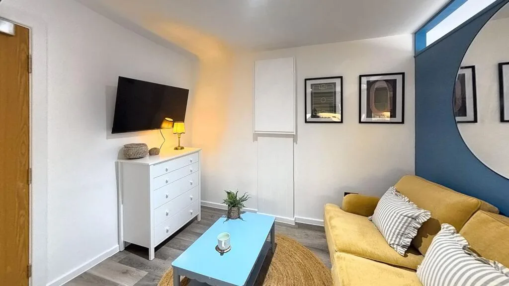 Studio flat for rent