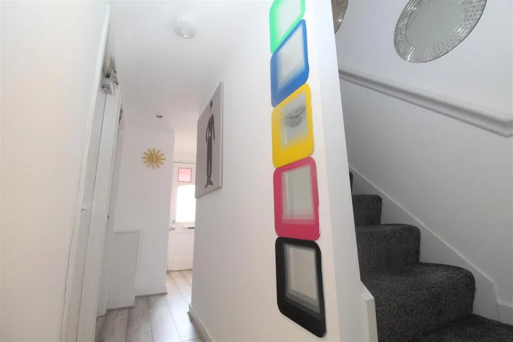 8 bedroom house for rent