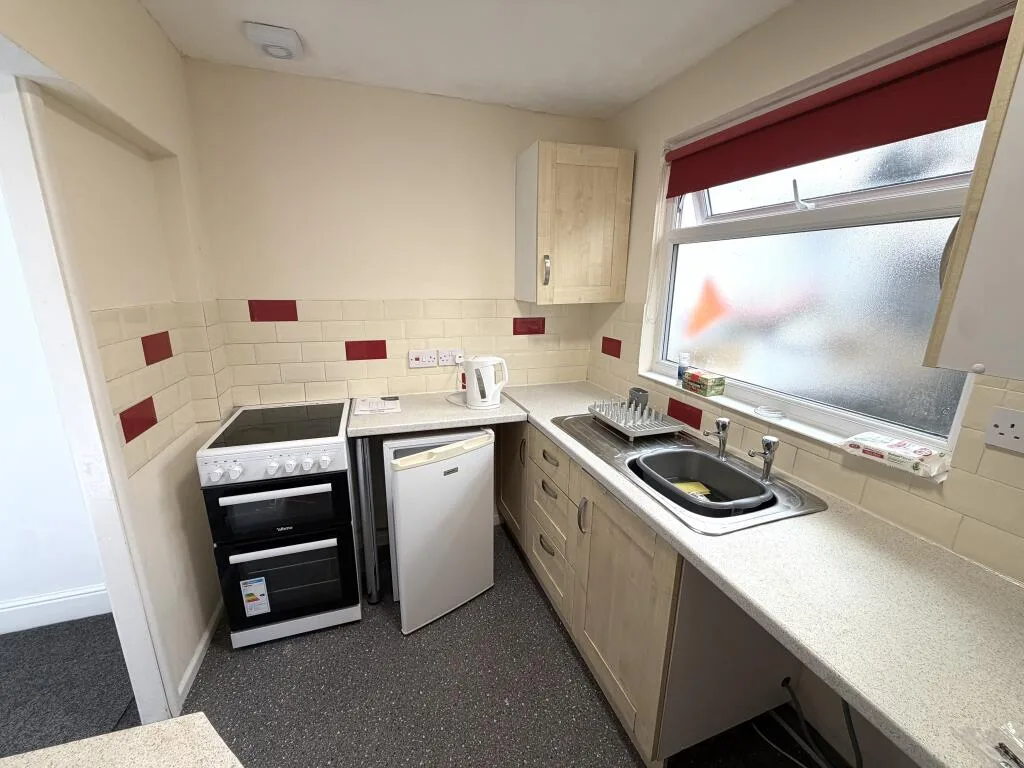 1 bedroom ground floor flat for rent