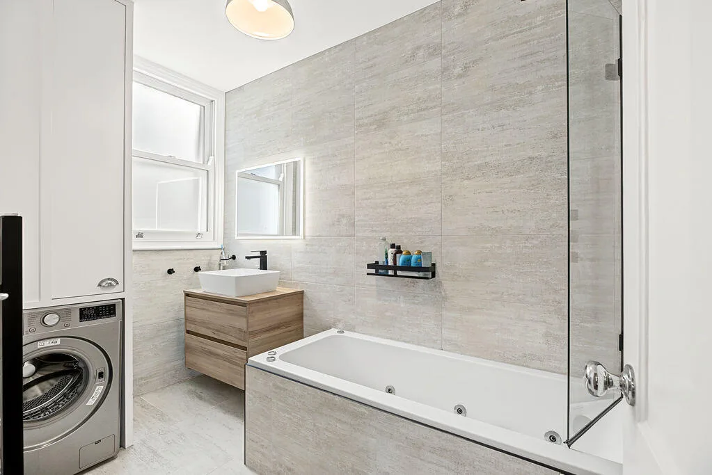 3 bedroom maisonette for rent