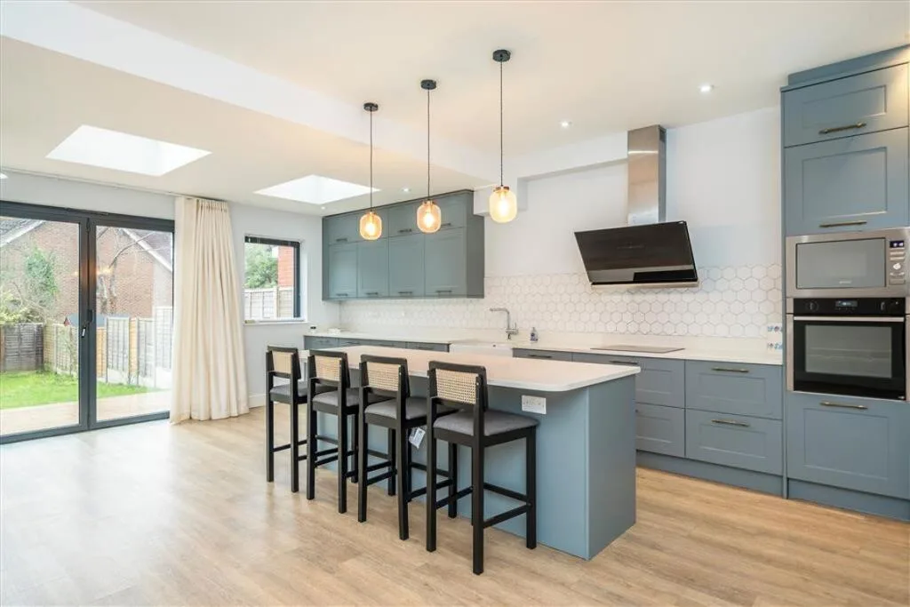 4 bedroom terraced house for rent