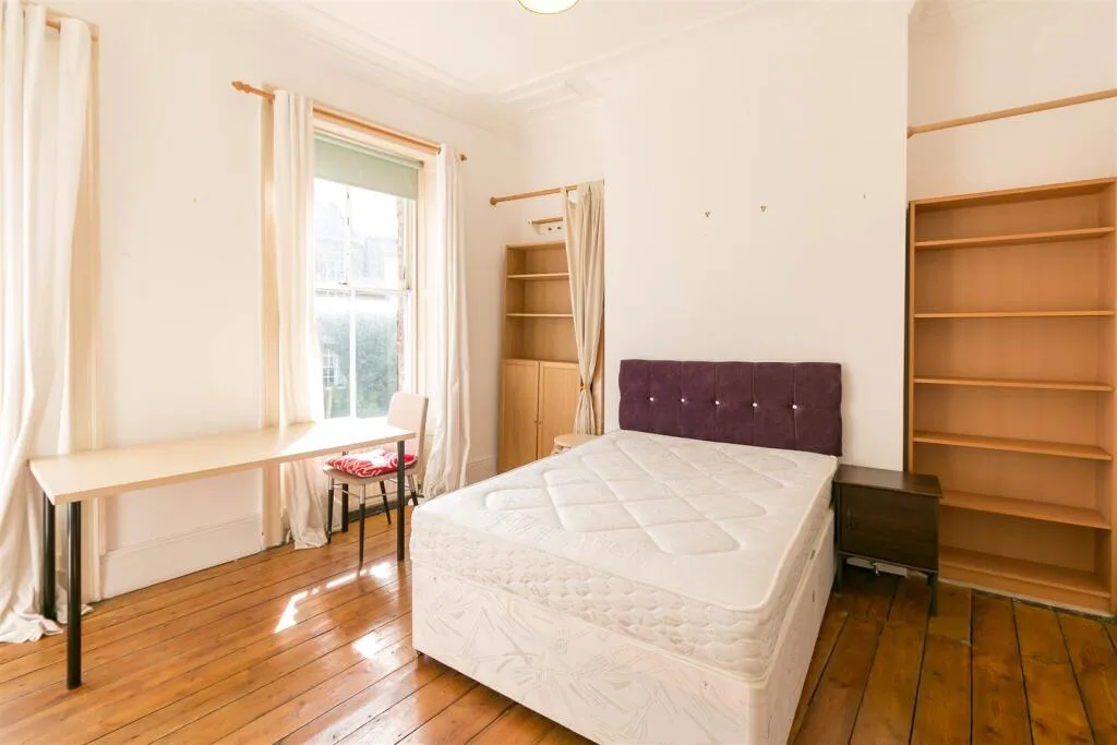 2 bedroom house for rent