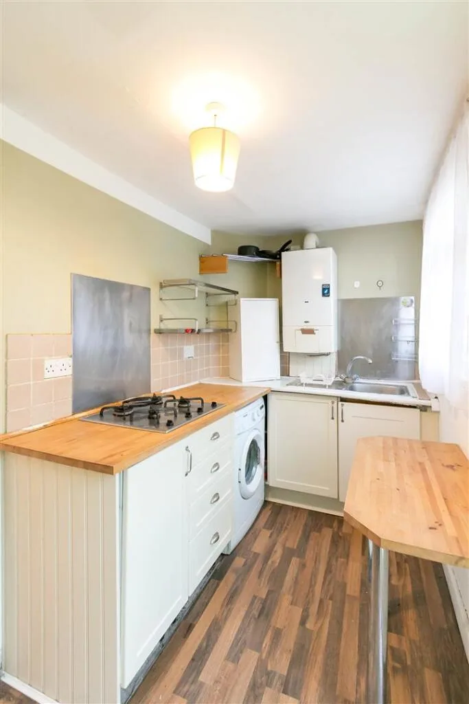 2 bedroom house for rent