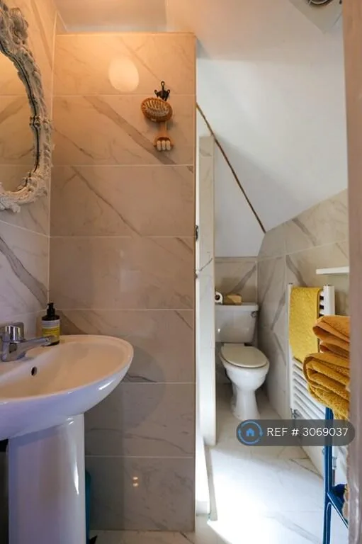 4 bedroom maisonette for rent