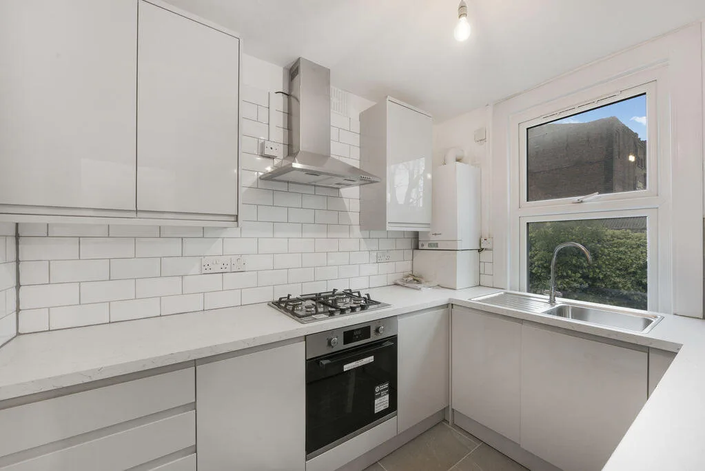 2 bedroom detached house for rent