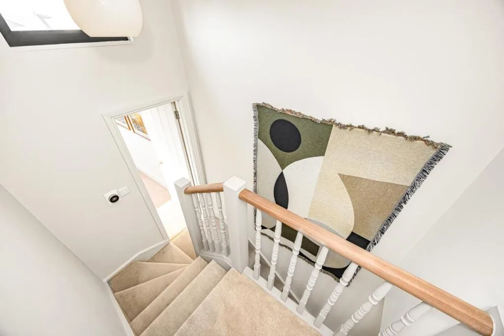 5 bedroom house for rent