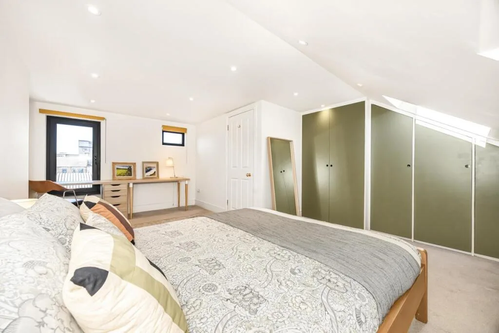 5 bedroom house for rent