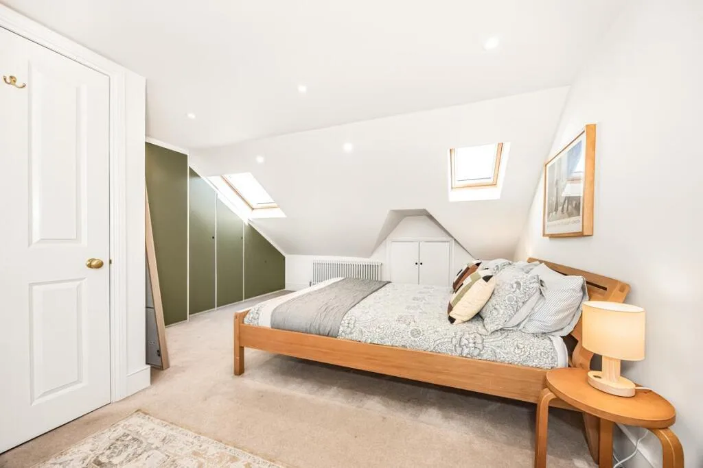 5 bedroom house for rent