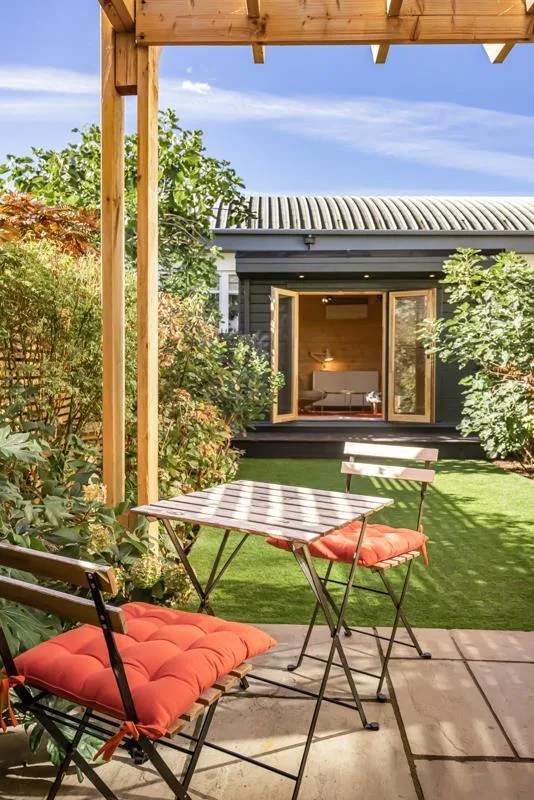 5 bedroom house for rent