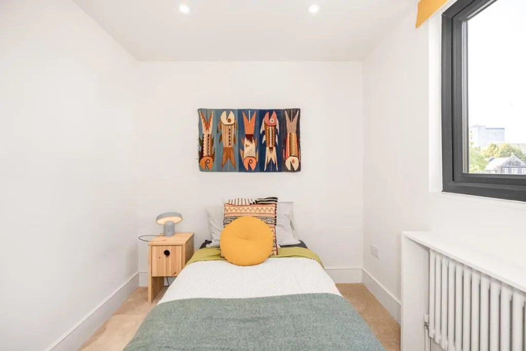 5 bedroom house for rent