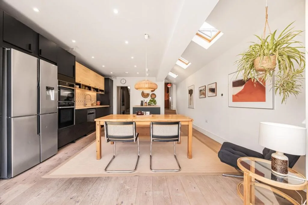 5 bedroom house for rent