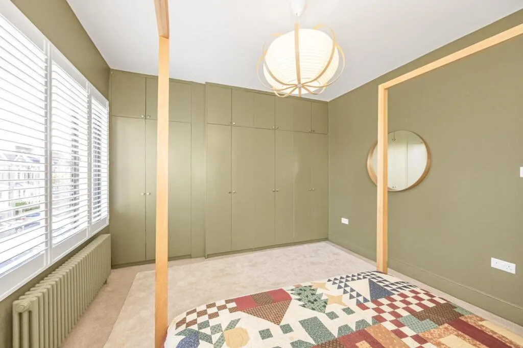 5 bedroom house for rent
