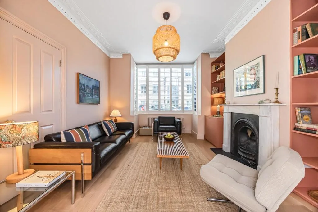 5 bedroom house for rent