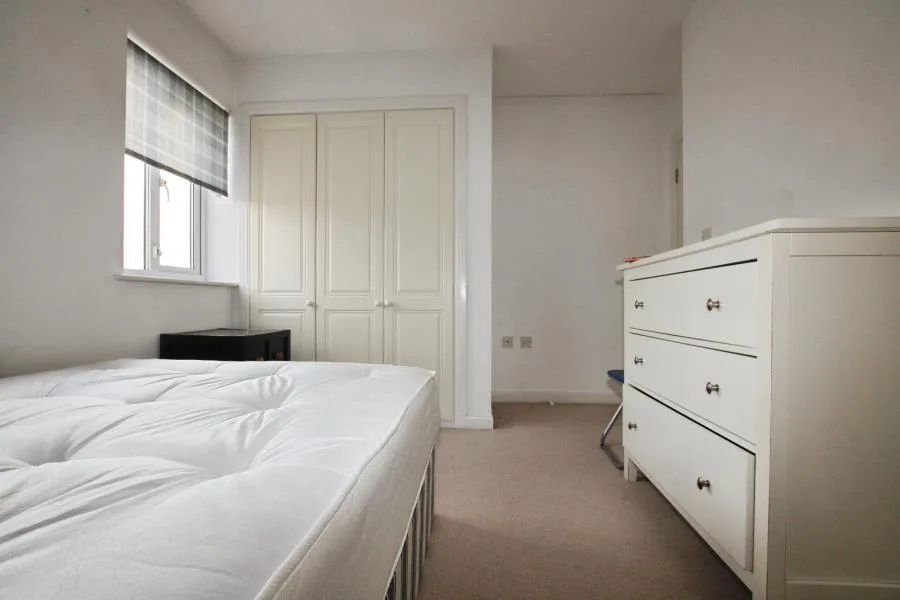 4 bedroom town house for rent