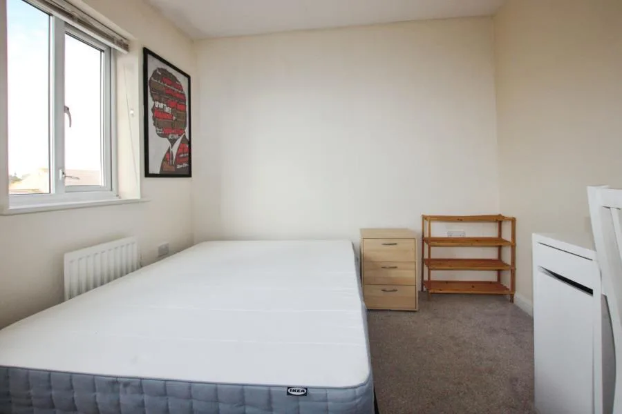 4 bedroom town house for rent