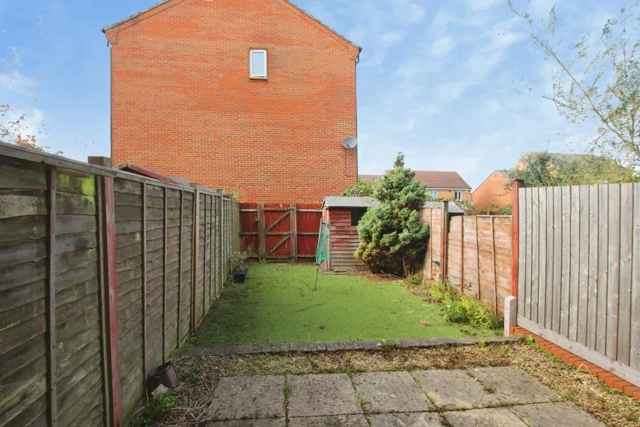 4 bedroom town house for rent