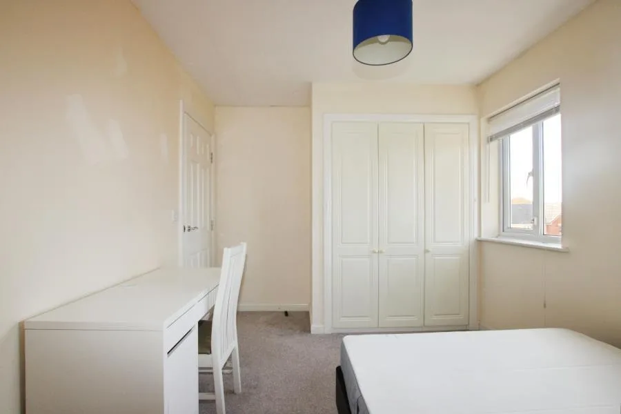 4 bedroom town house for rent