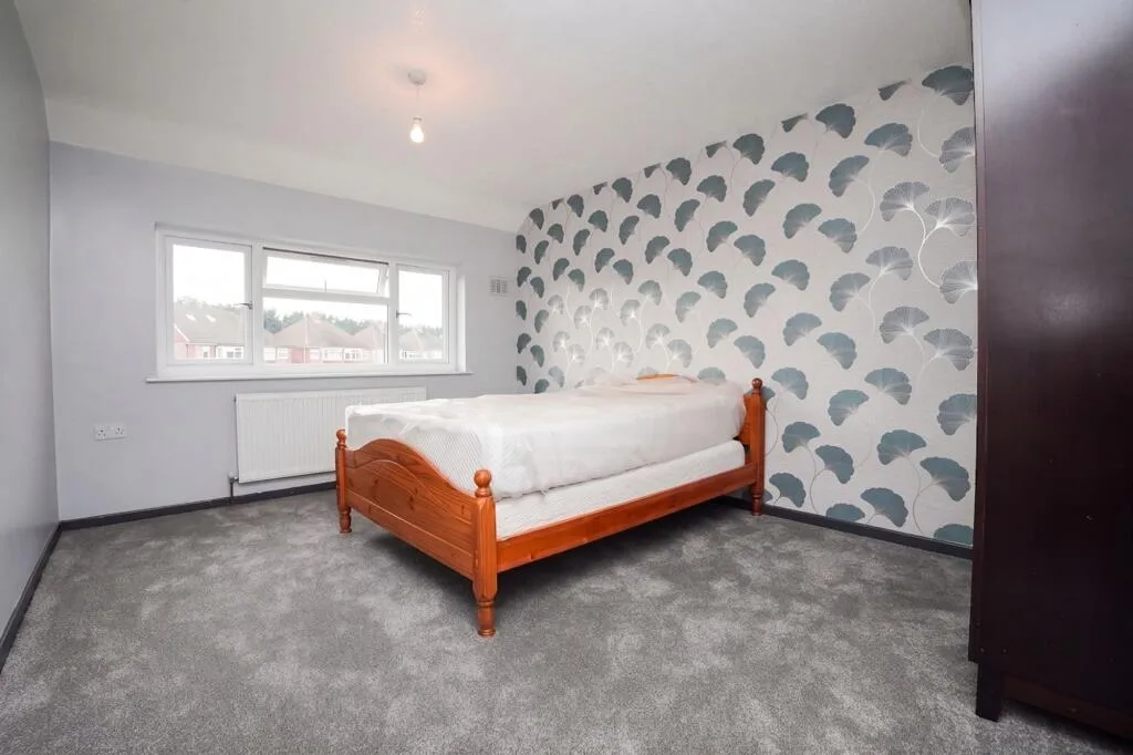 3 bedroom semi-detached house for rent