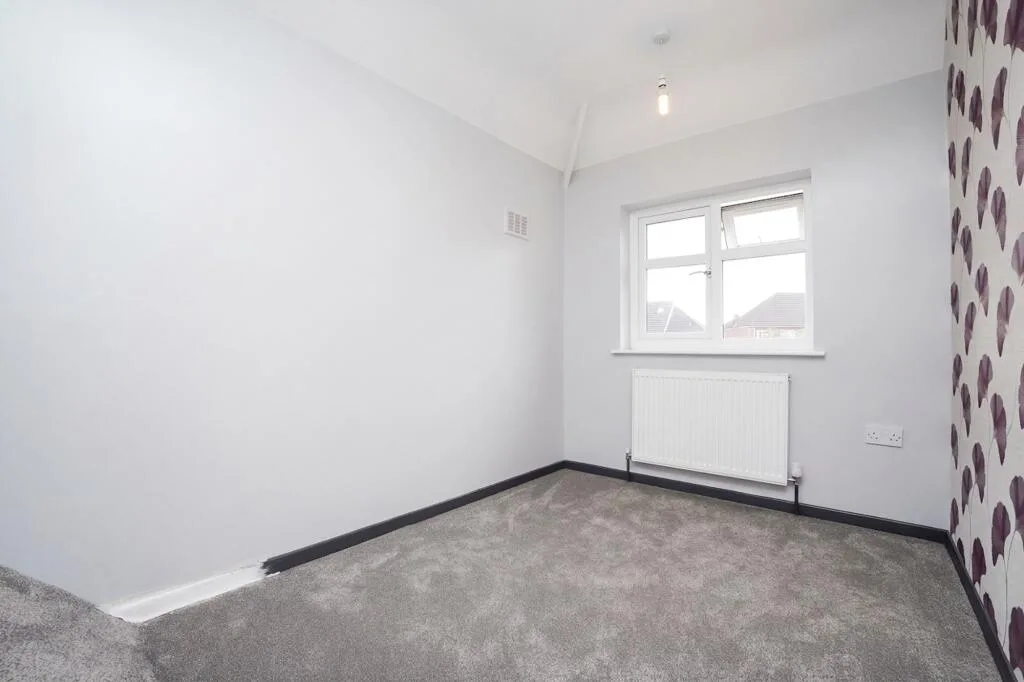 3 bedroom semi-detached house for rent