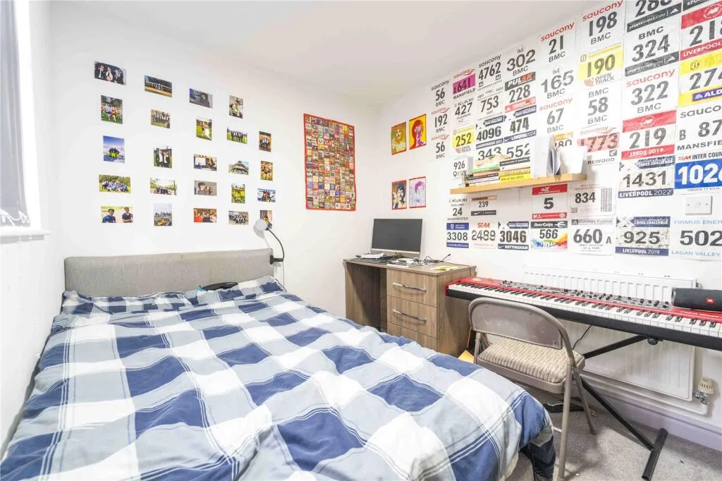6 bedroom house for rent
