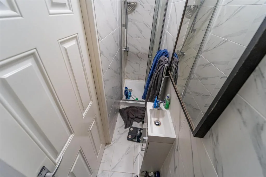 5 bedroom house for rent