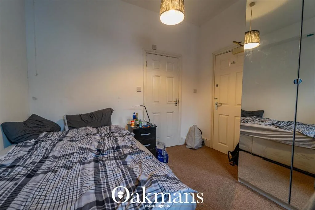 5 bedroom house for rent