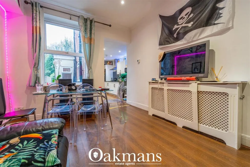 5 bedroom house for rent