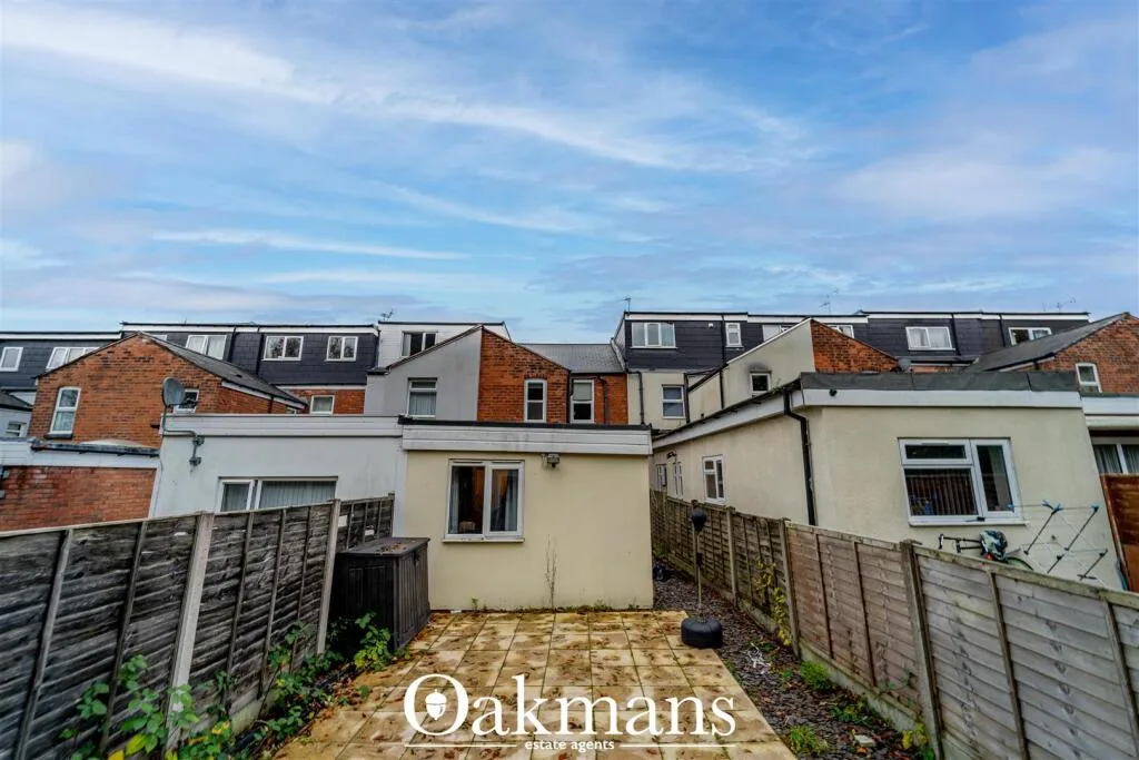 5 bedroom house for rent