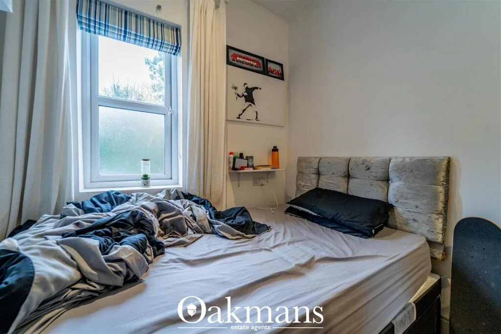 5 bedroom house for rent