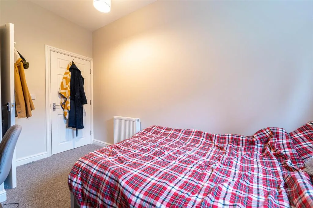 5 bedroom house for rent