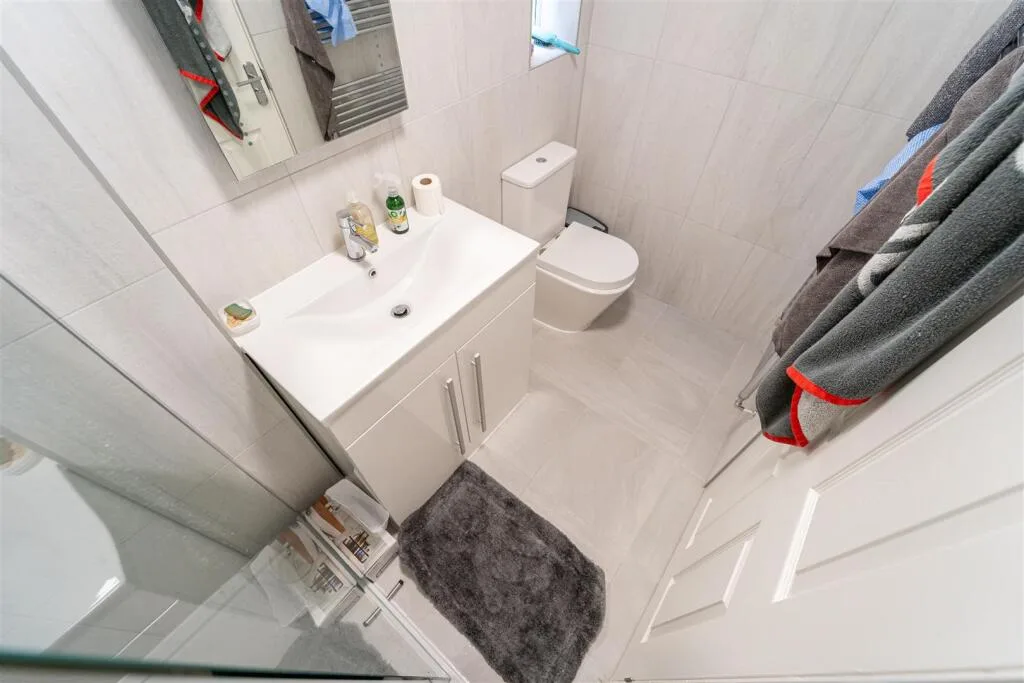 5 bedroom house for rent