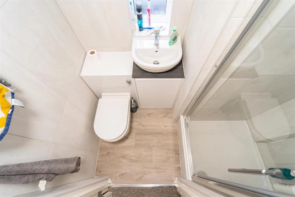 5 bedroom house for rent